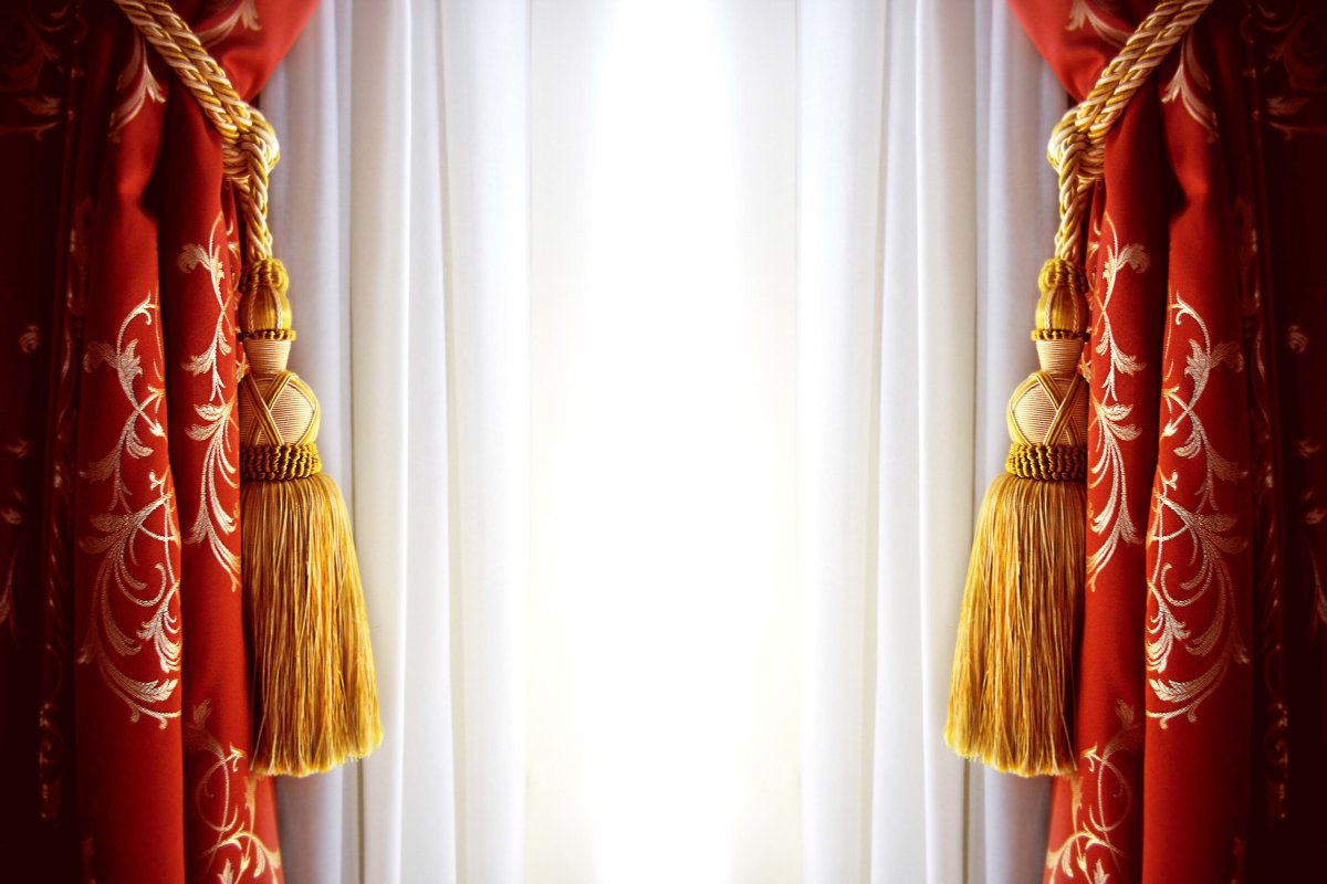 Витрина салона штор