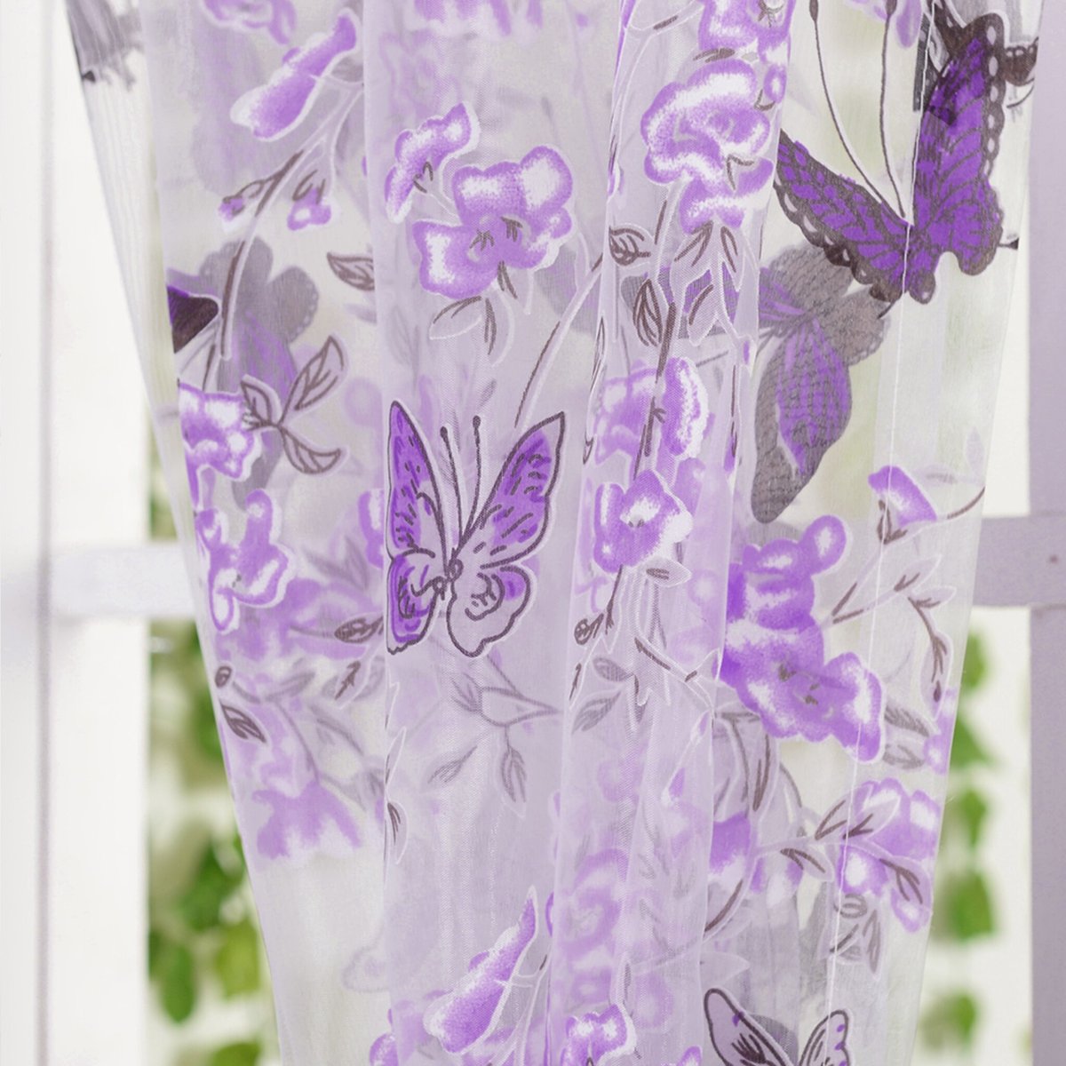 Украшение на занавески бабочки