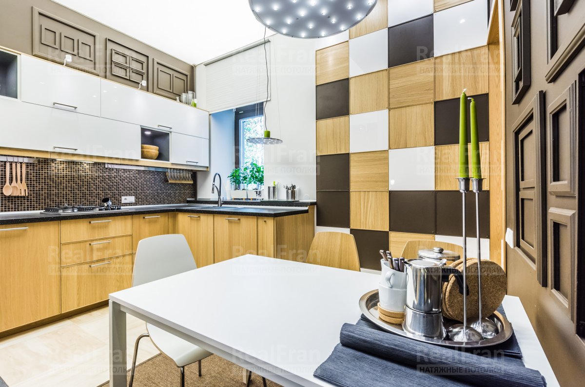 Кухня в бежевых тонах