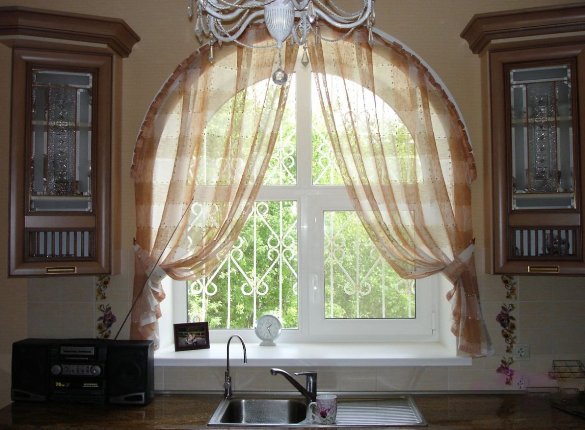 Жалюзи на витражи