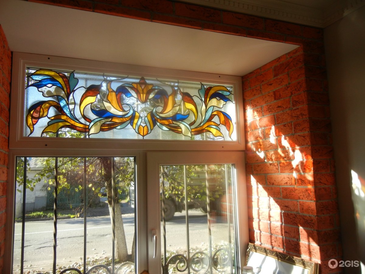 Шторы на витражные окна на кухне