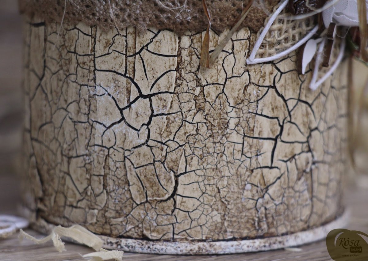 Кракелюр на стенах в интерьере