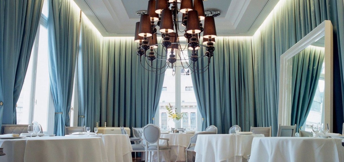 Шторы кафе в интерьере