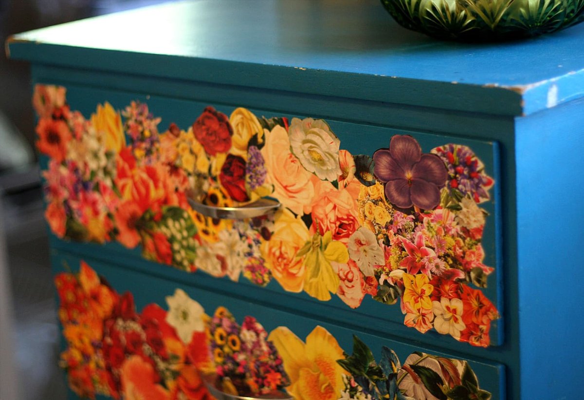 Декупаж мебели салфетками