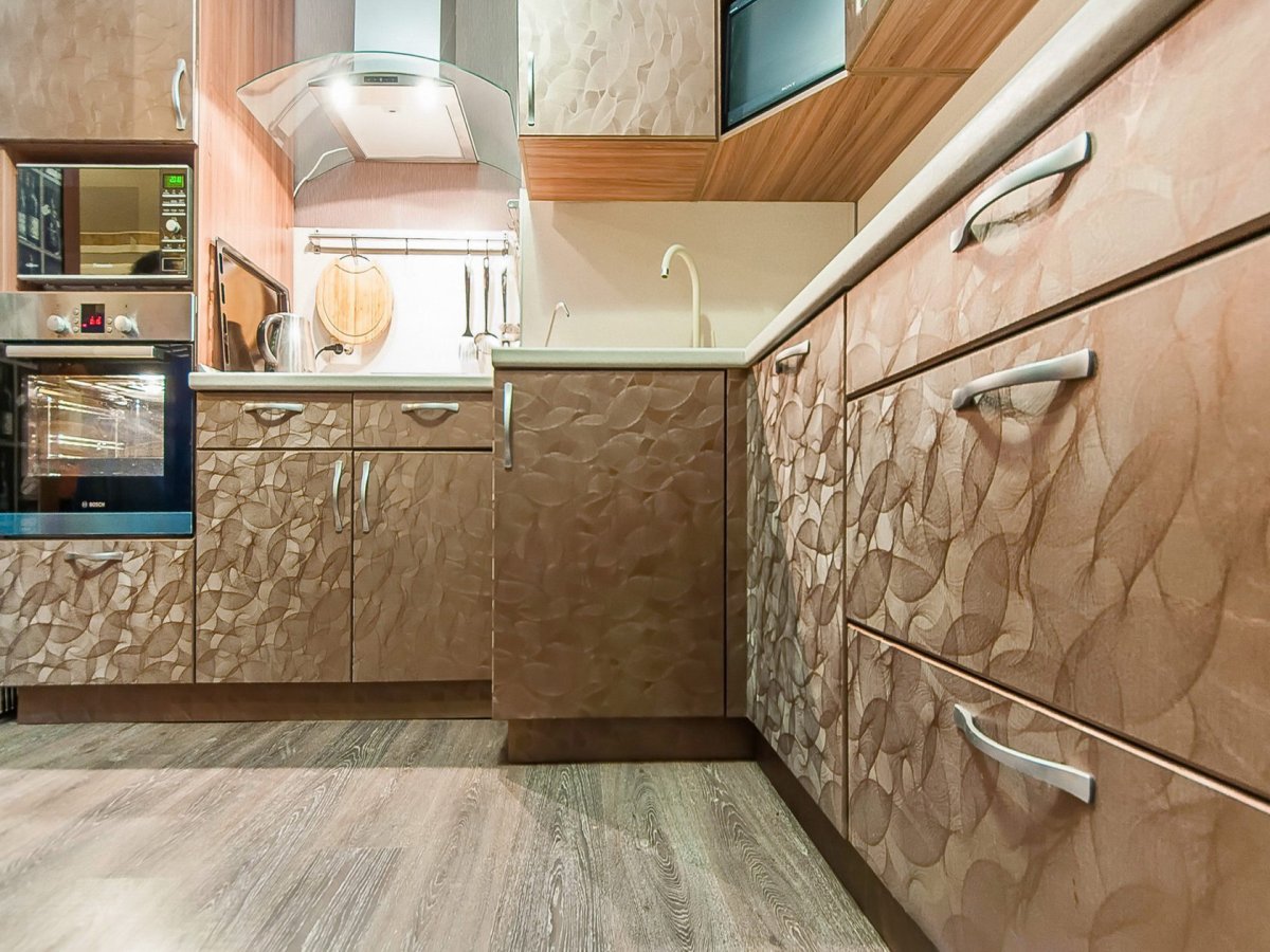 Zetta каменный шпон кухня