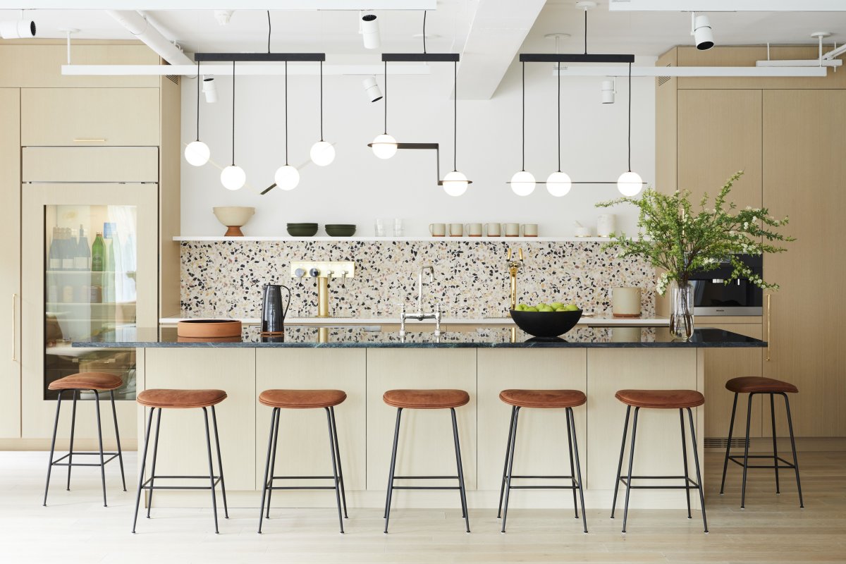 Терраццо в интерьере кухни