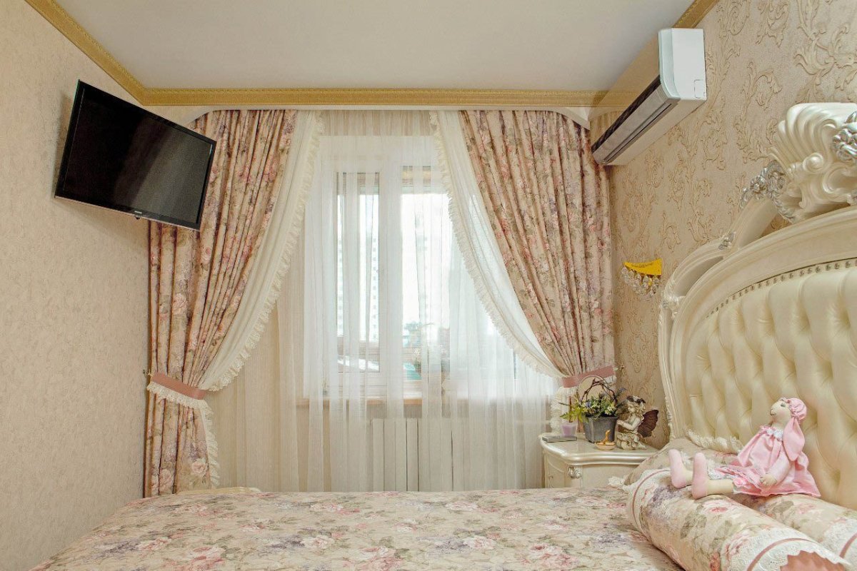 Шторы для потолочного карниза в спальню