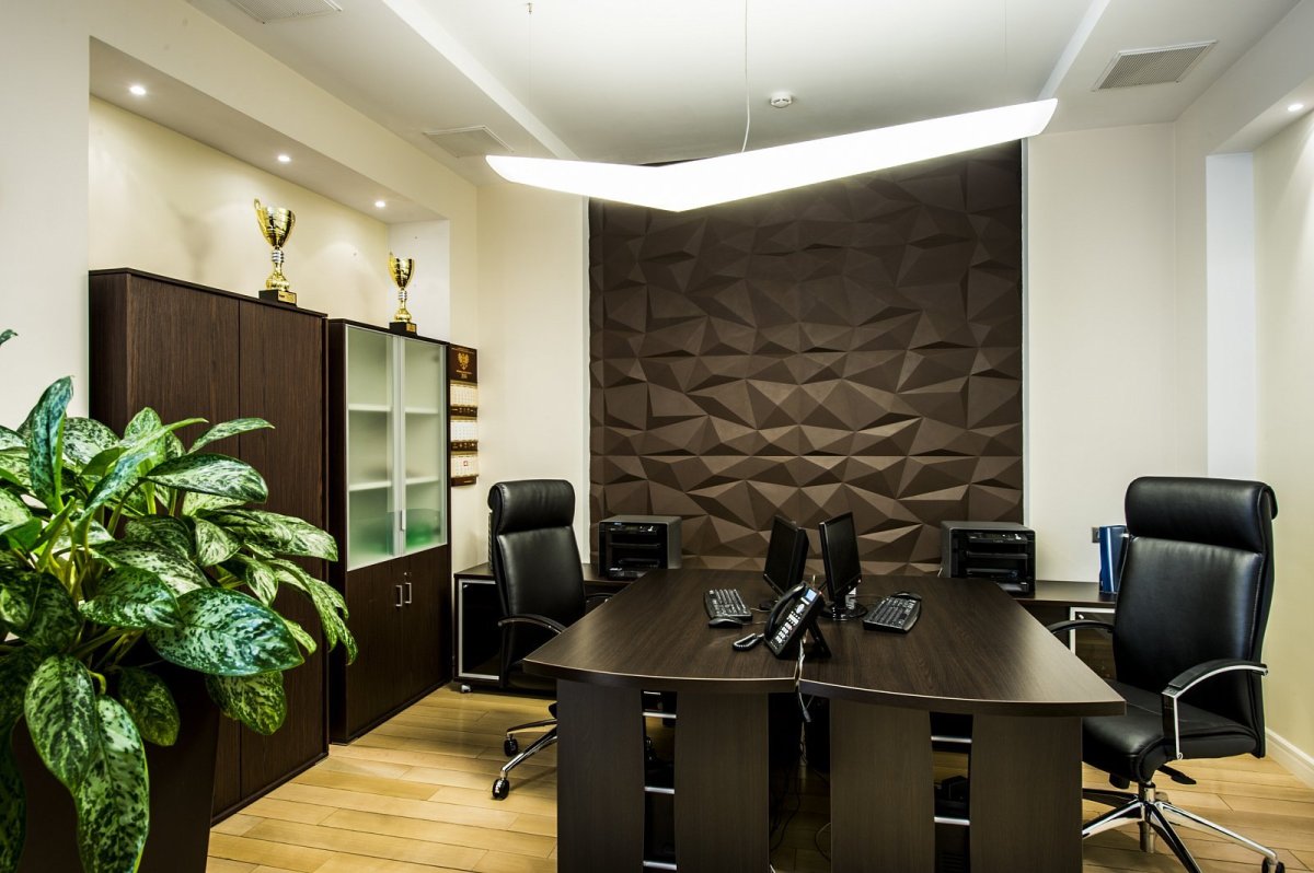 Стены в кабинете руководителя