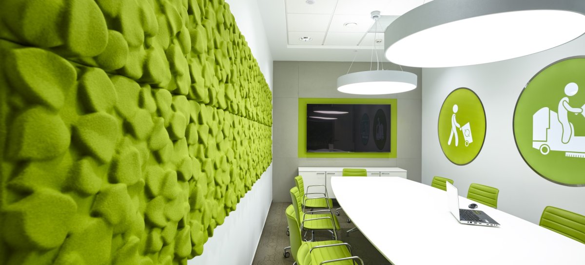 Оригинальные стены в офисе