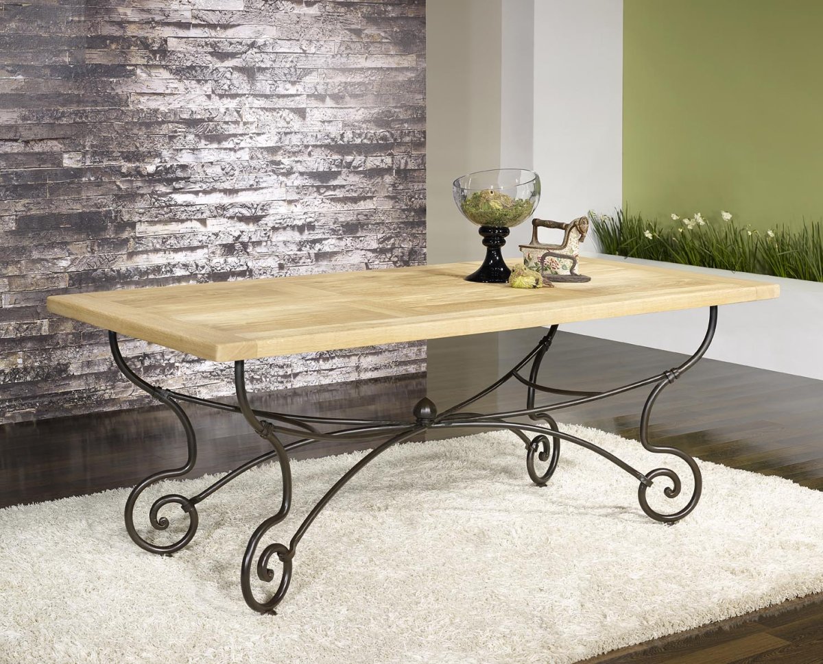 Кованый журнальный столик