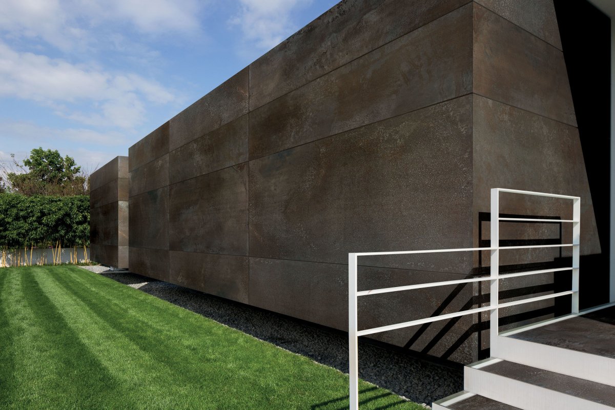 Керамогранит в архитектуре