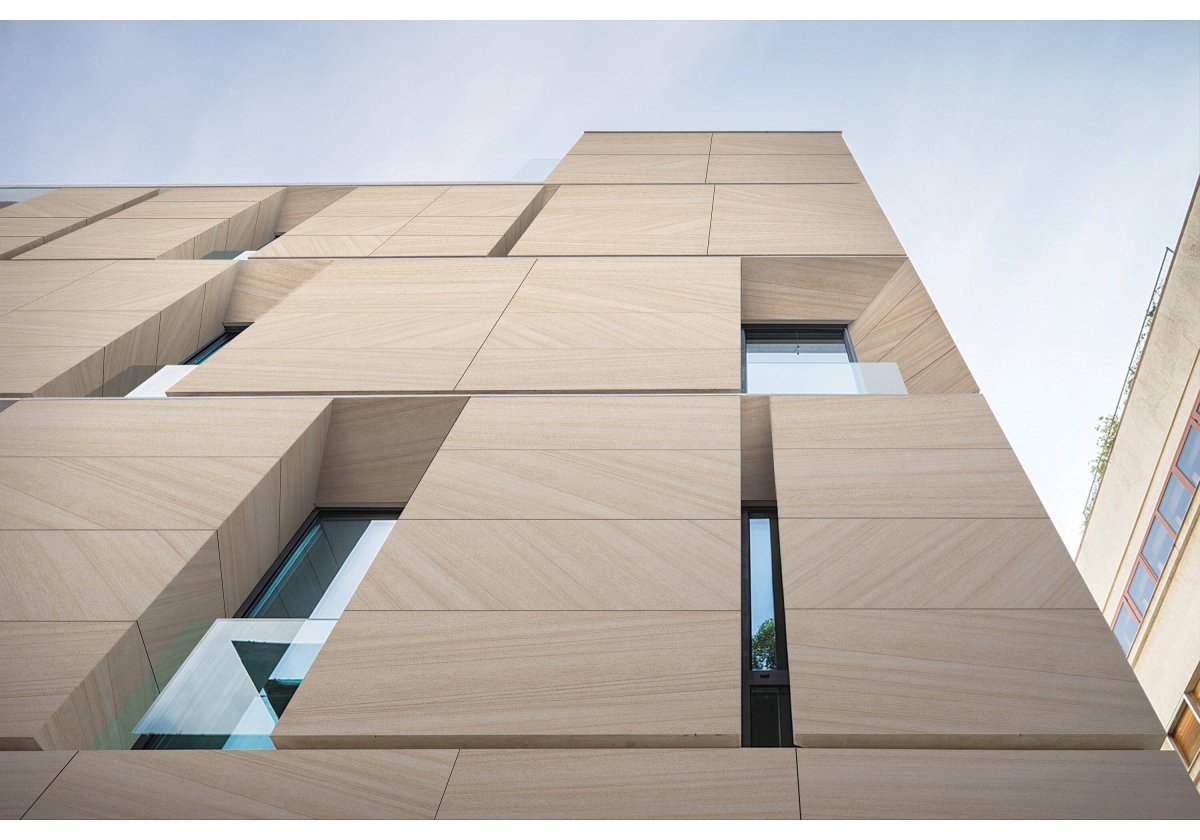 Здания из керамогранита