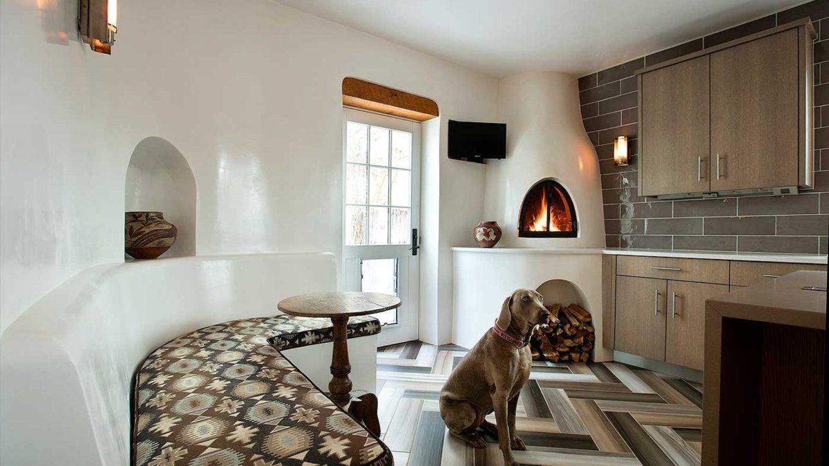 Интерьер с русской печью