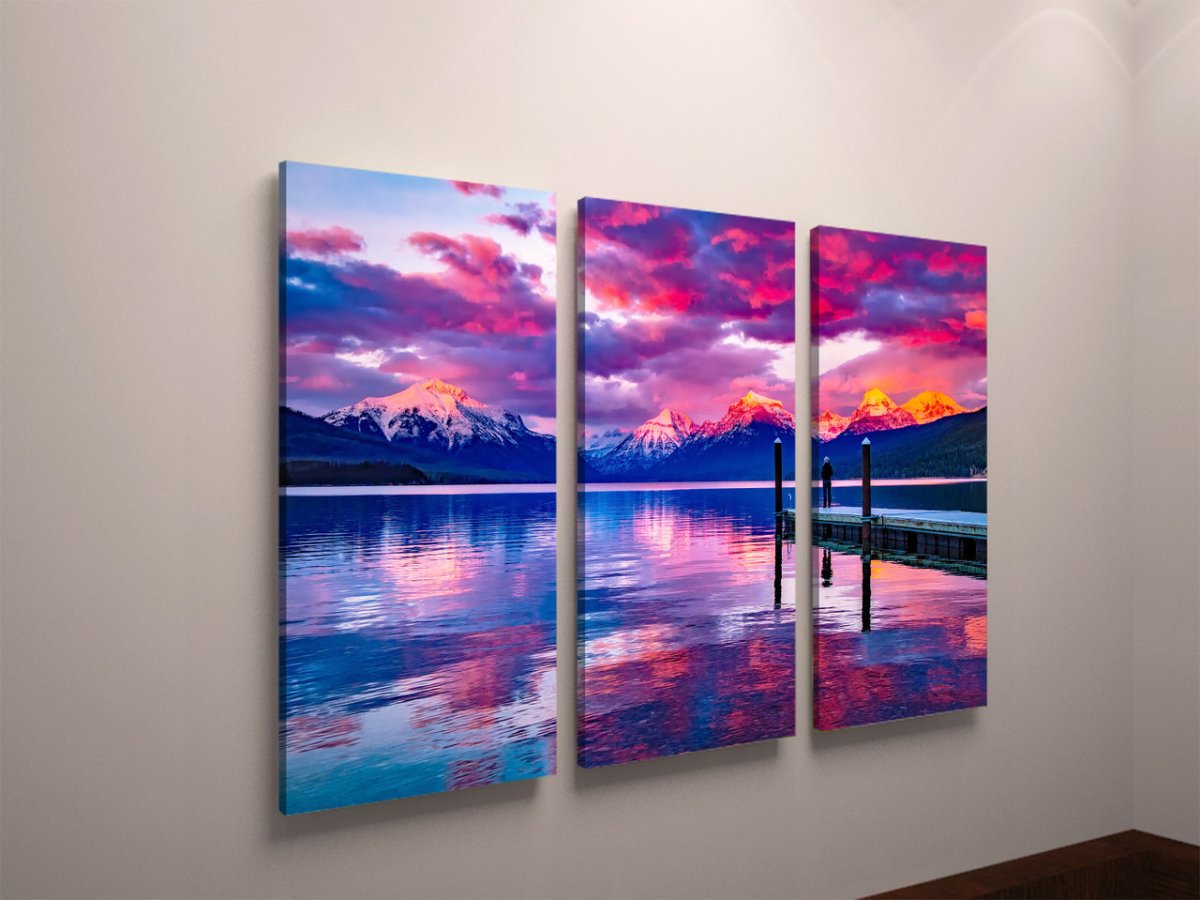 Композиция из нескольких картин