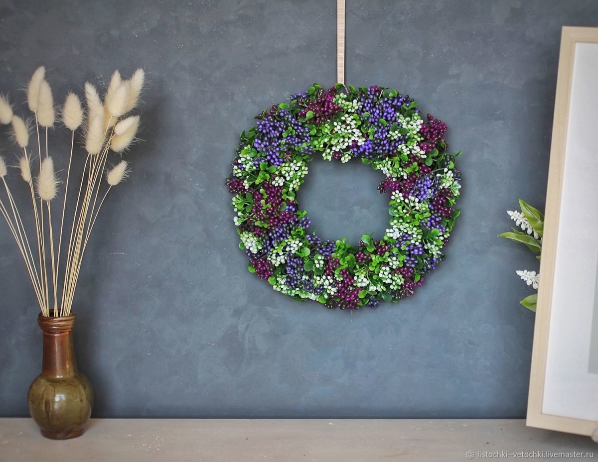 Венок в интерьере