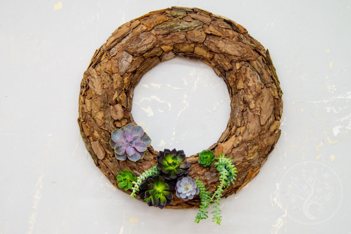 Венок из льна