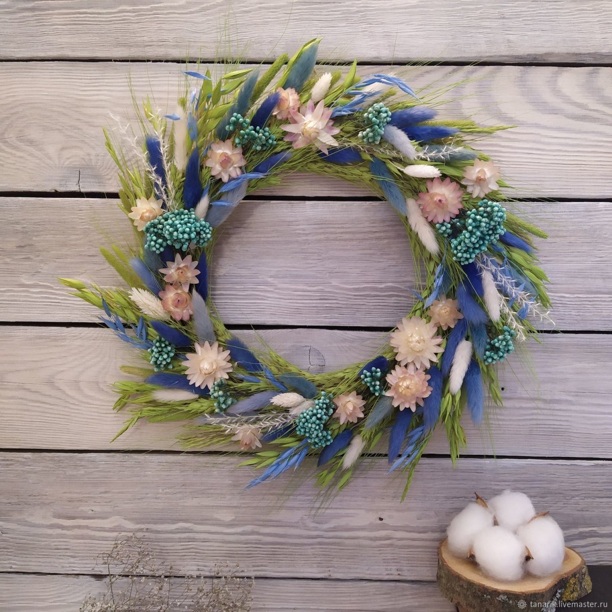 Венок декоративный