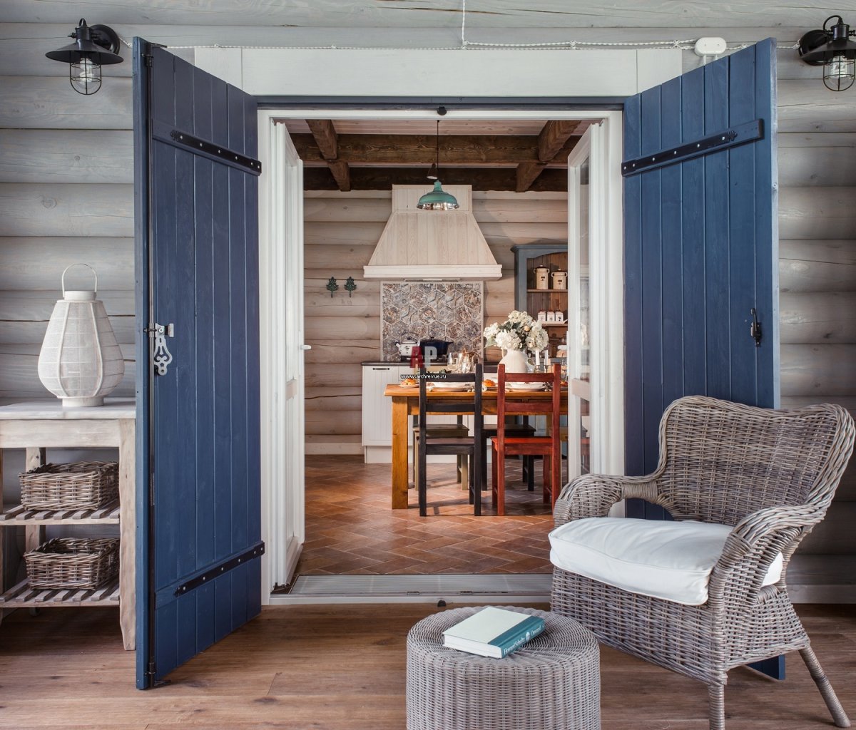 Дачный домик внутри