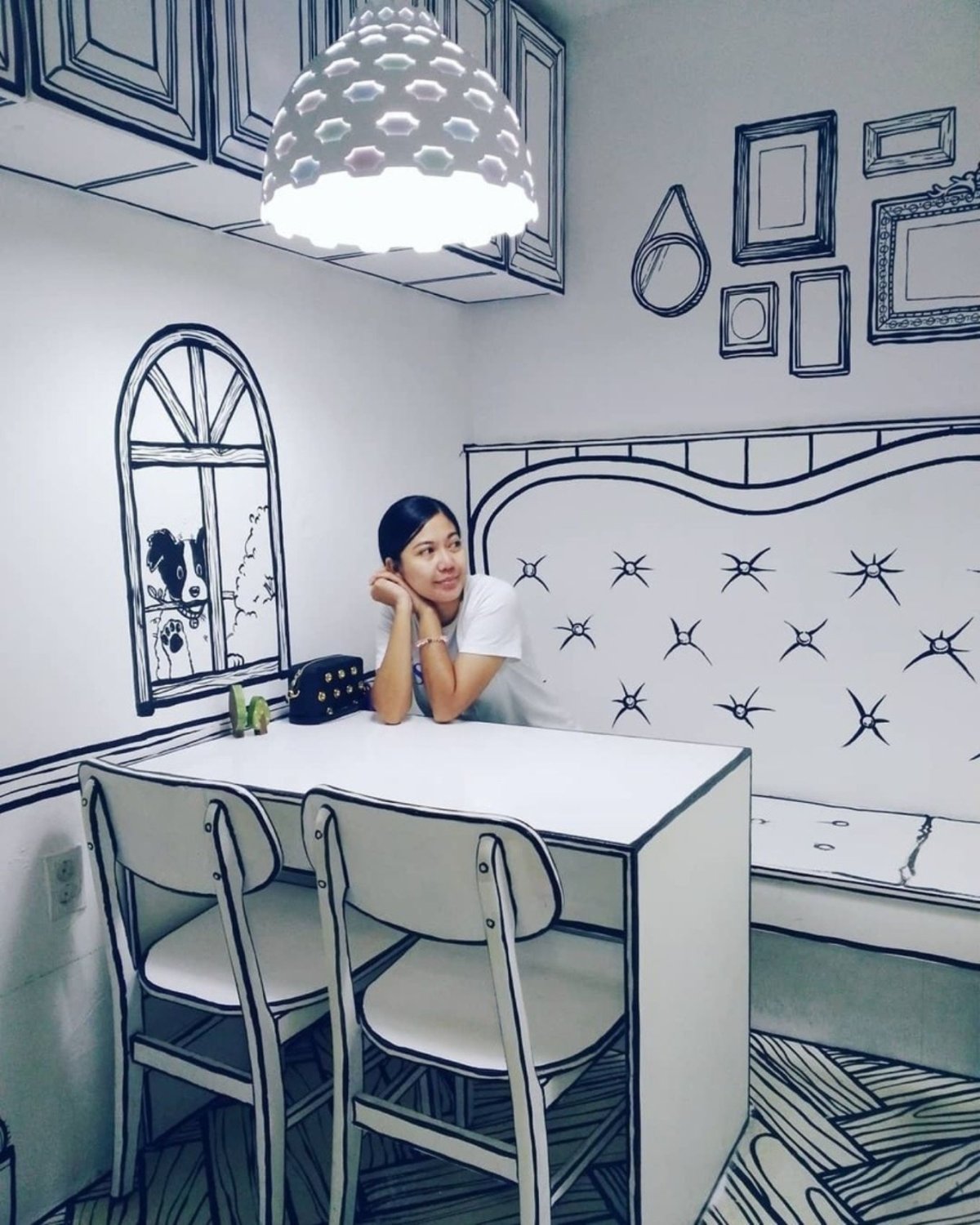 Необычный интерьер кофейни