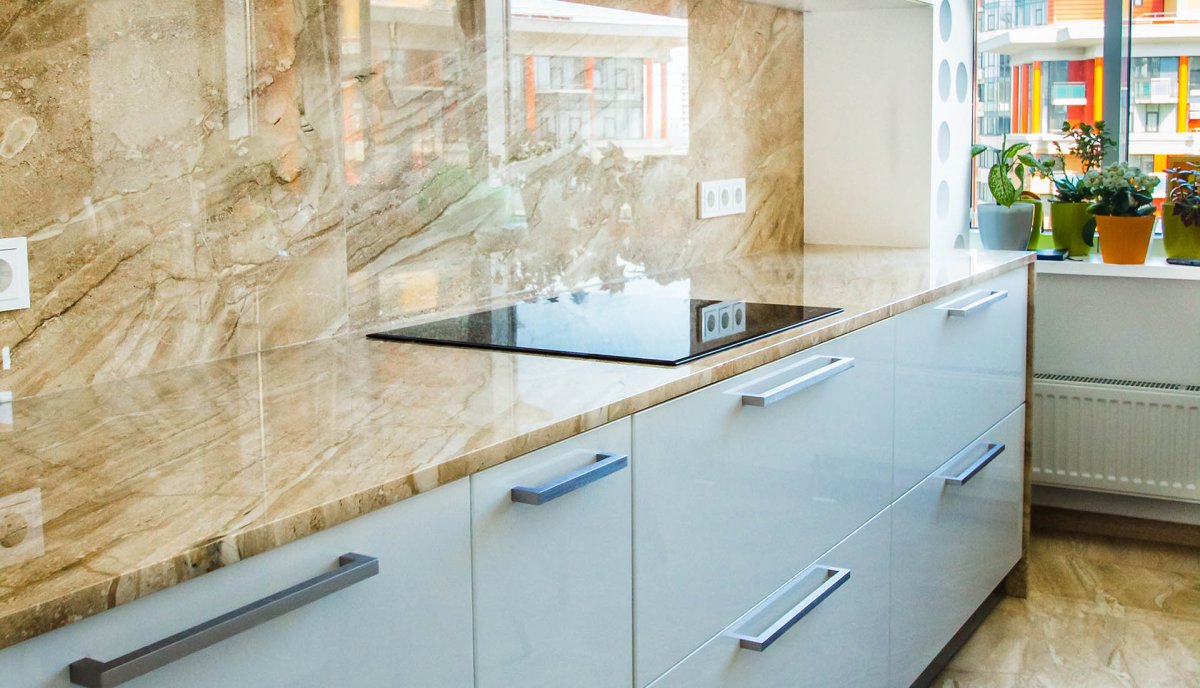 Столешница из керамогранита Оникс