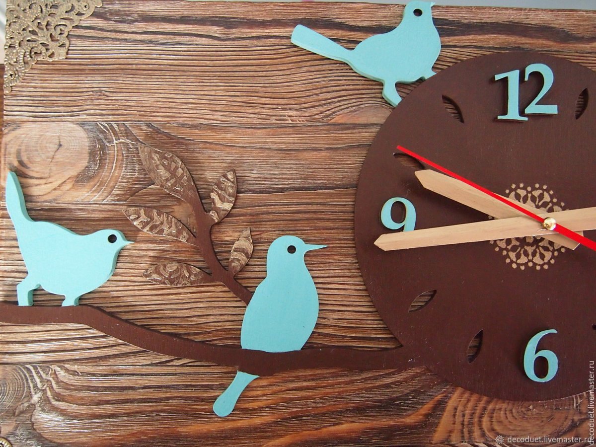 Декоративные белые часы