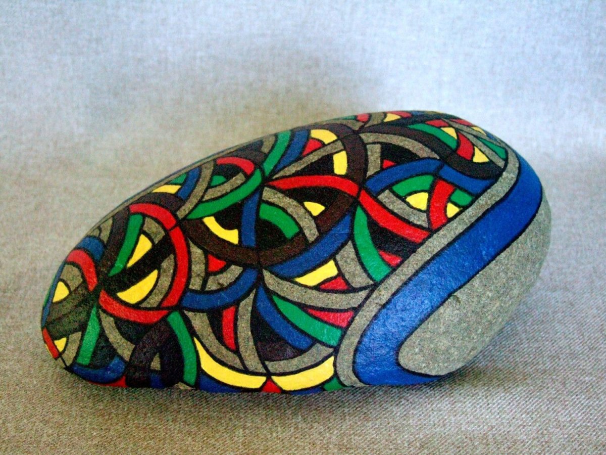 Расписные камни животные