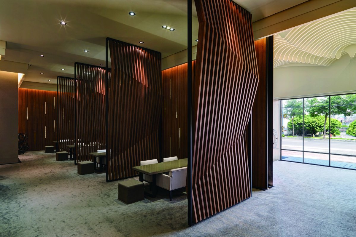 Декор из деревянных реек на стену