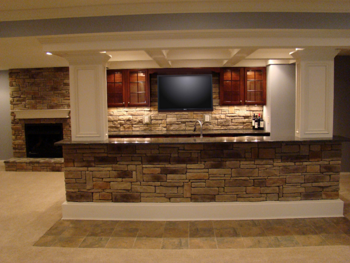 Кухня в цокольном этаже