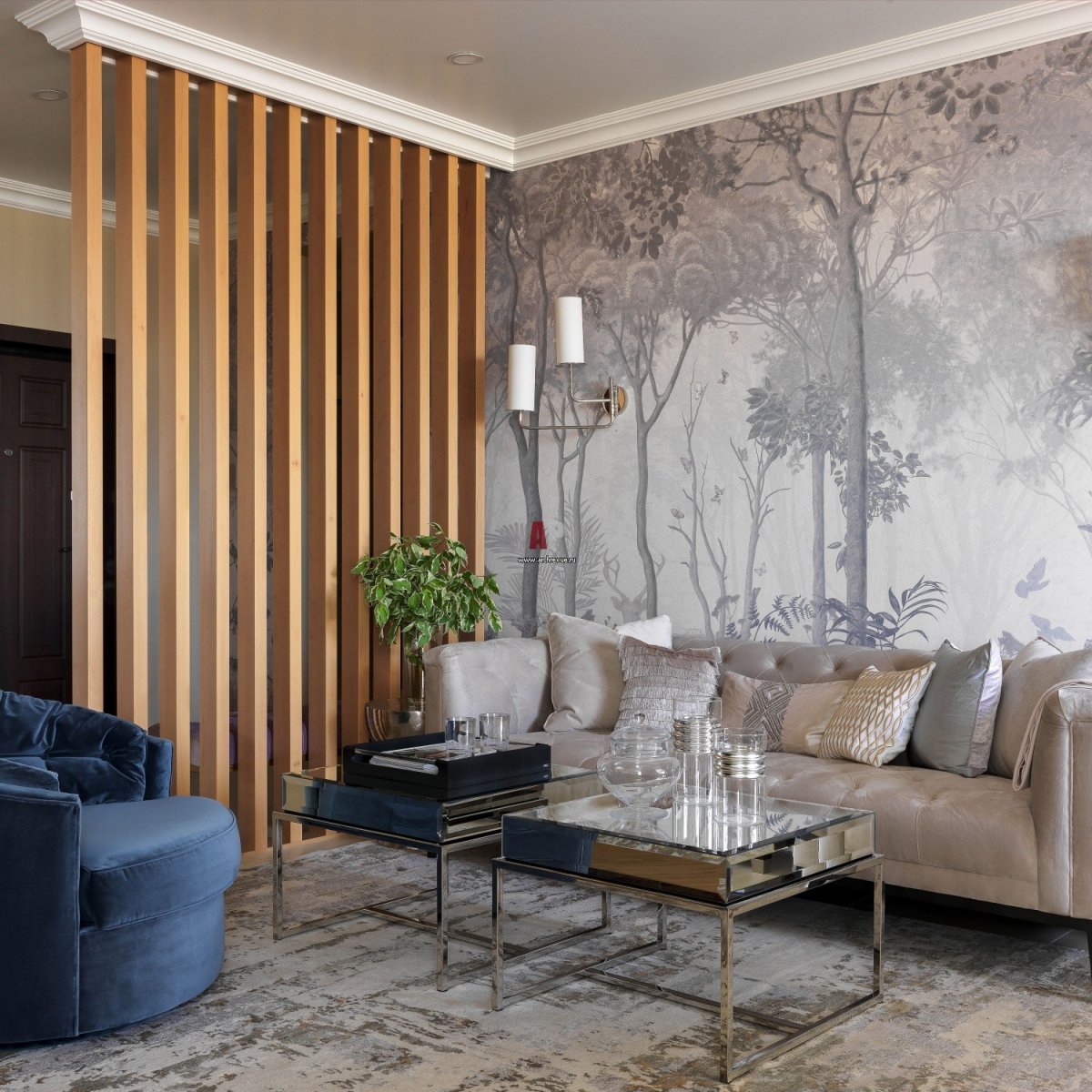 Деревянные стеновые панели в интерьере гостиной в стиле Неоклассика