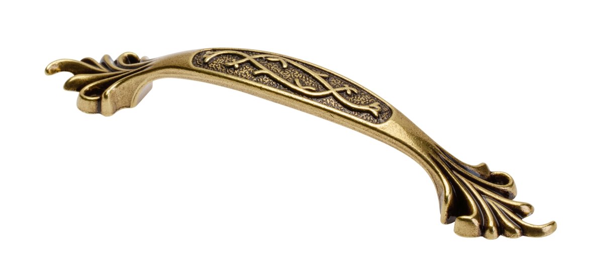 Красивые мебельные ручки