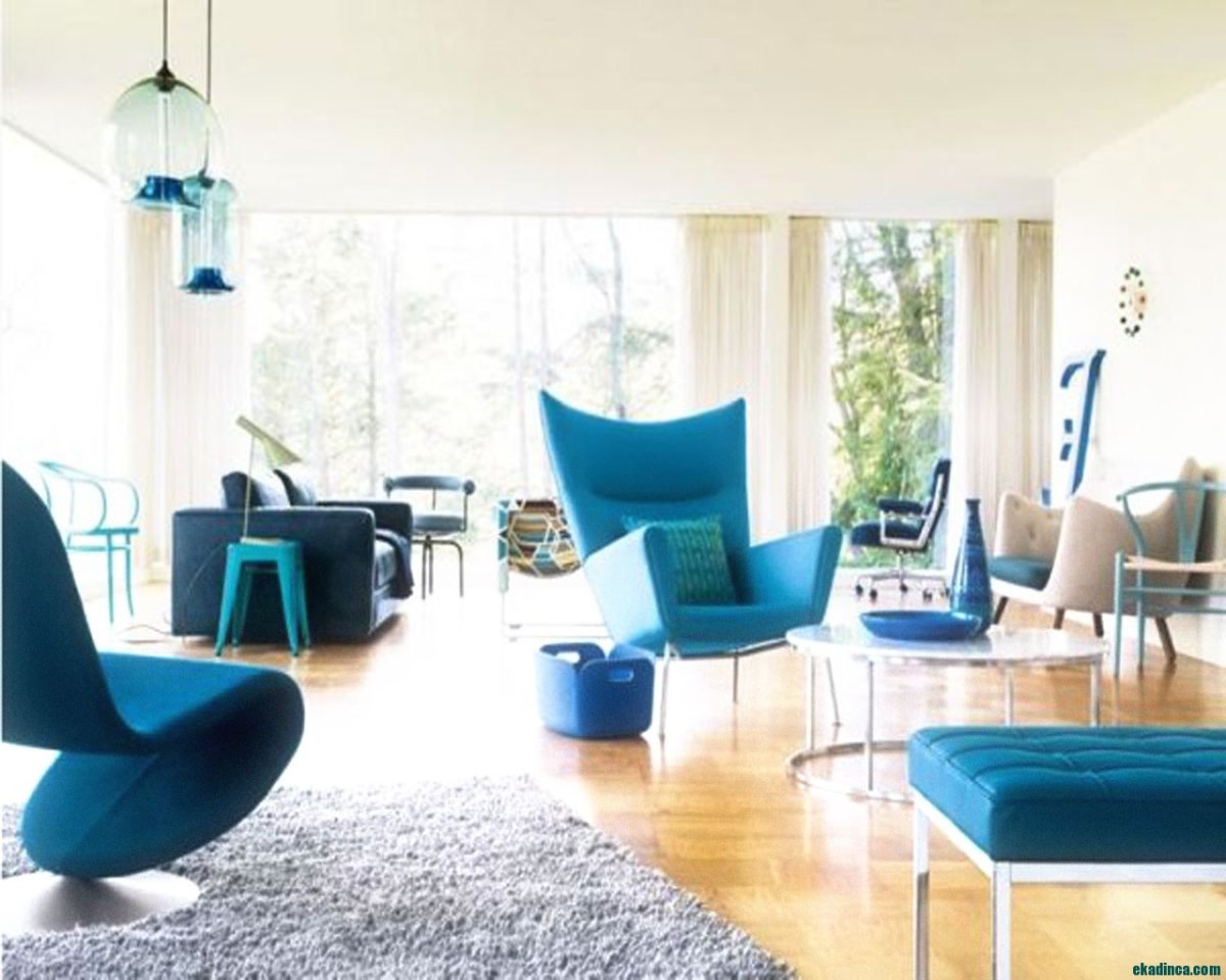 Синее кресло рука