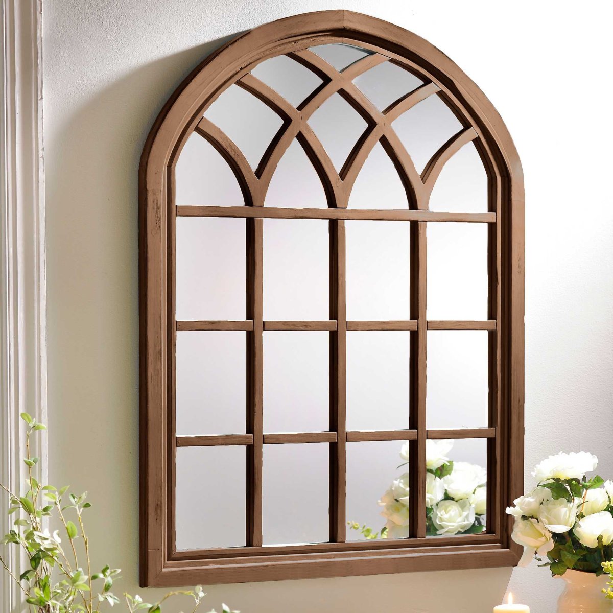 Зеркало окно в прихожей