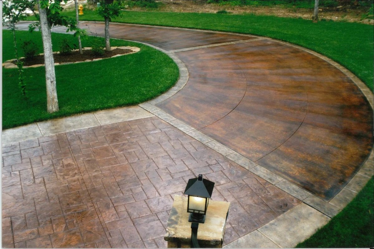 Бетонные дорожки в саду