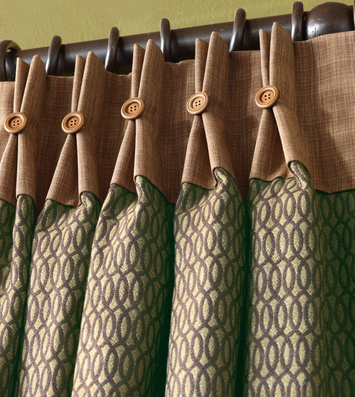 Ручная складка на тюле