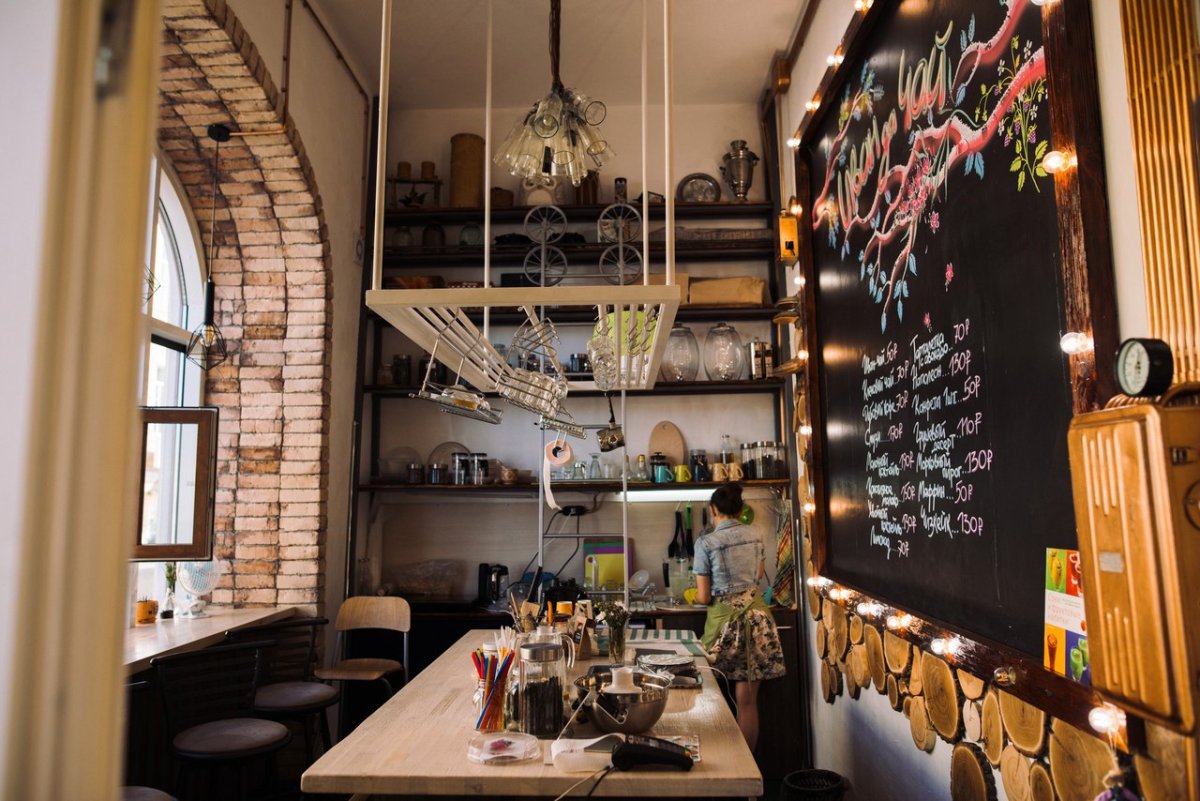 Внутренний интерьер кафе