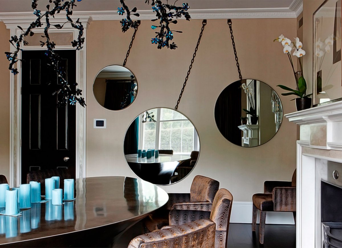Стильные зеркала в интерьере