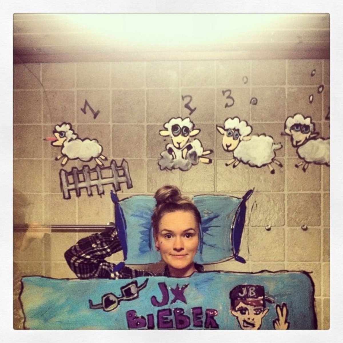 Фотообои в стиле поп арт