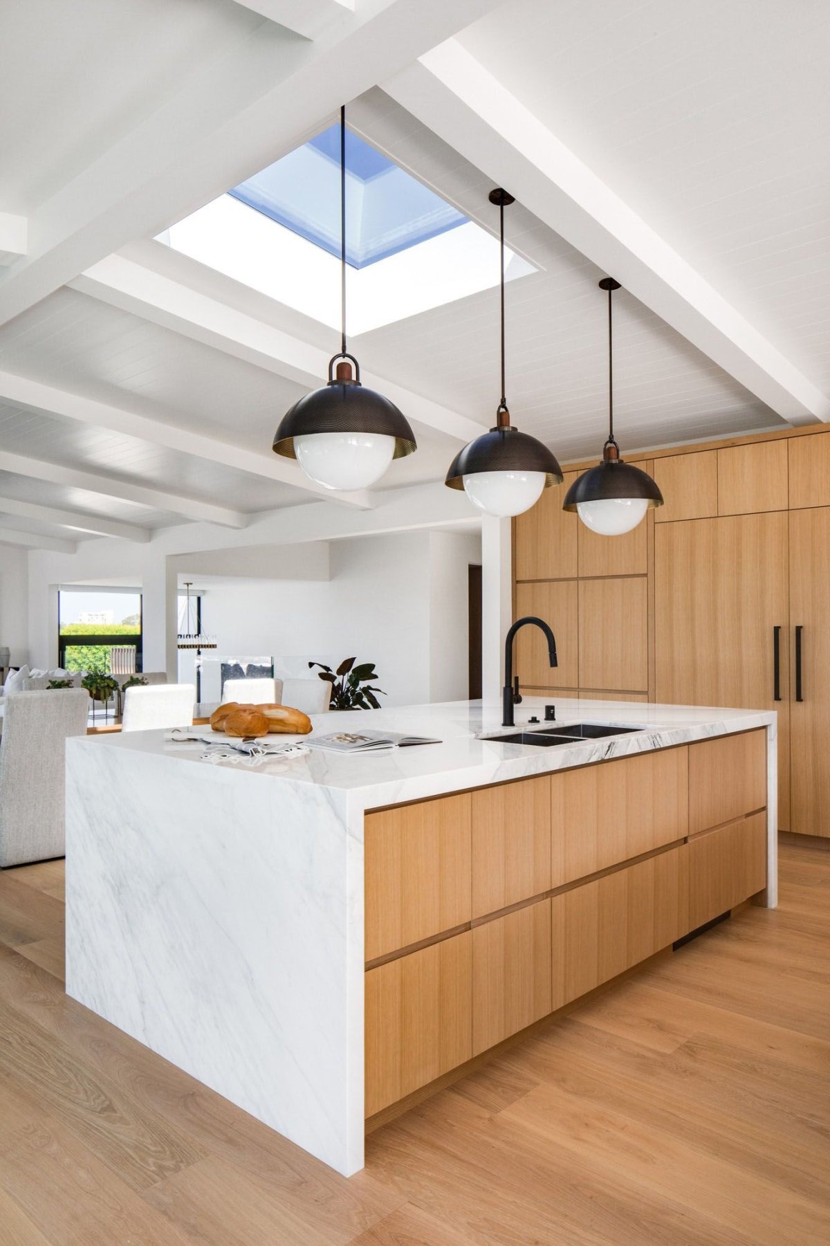 МИД сенчури в интерьере кухня