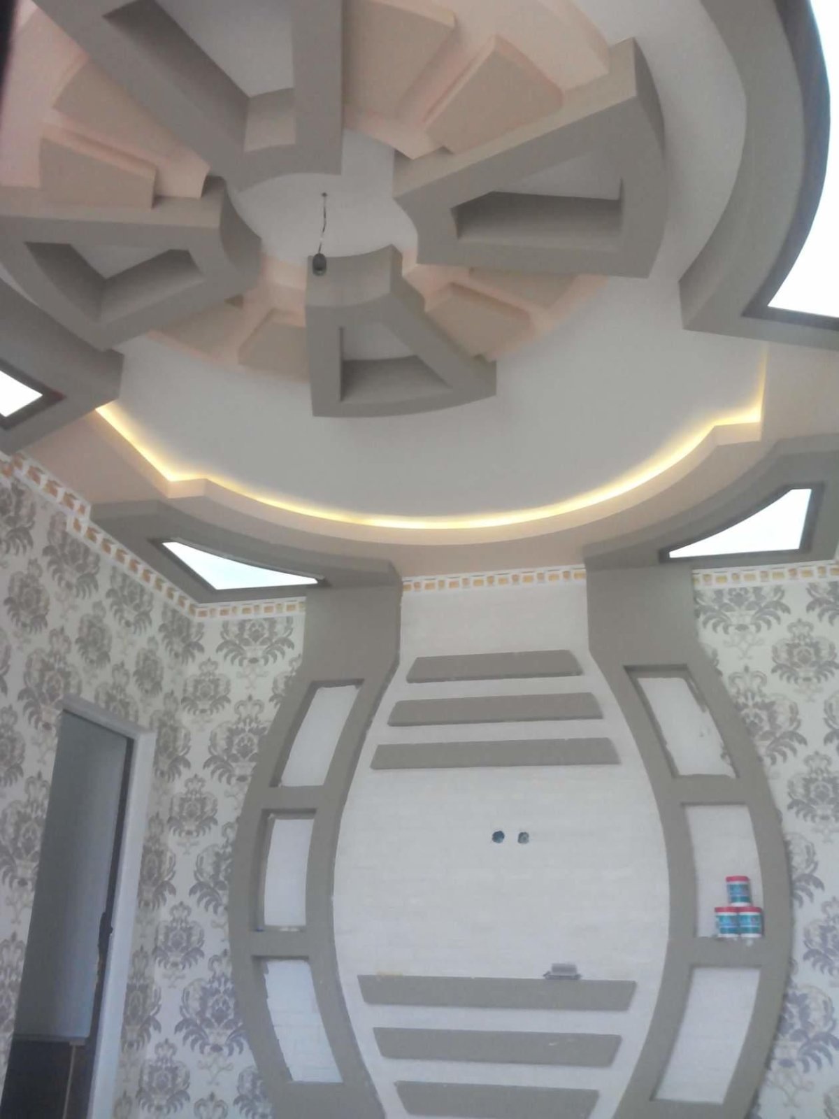 Фигурные потолки и стены из гипсокартона