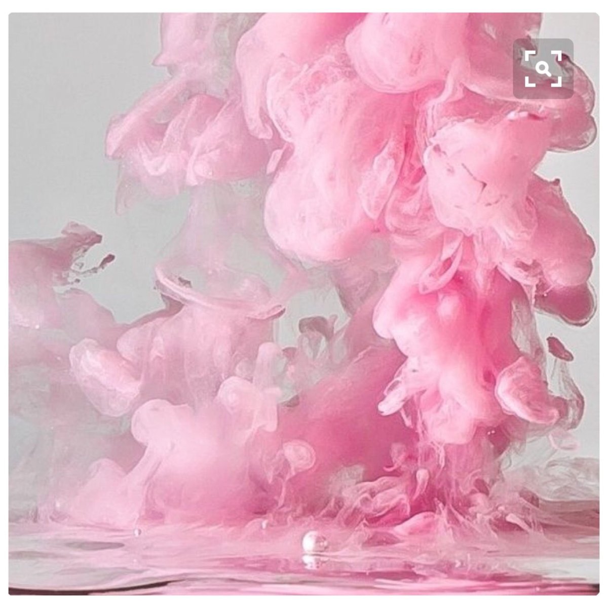 Как украсить глухую стену