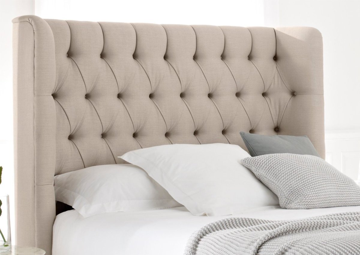 Кровать Кинг сайз с мягким изголовьем