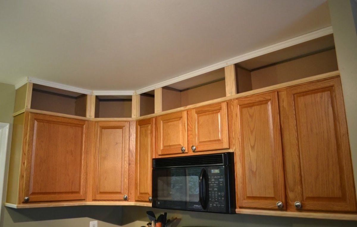 Гарнитур с антресолями