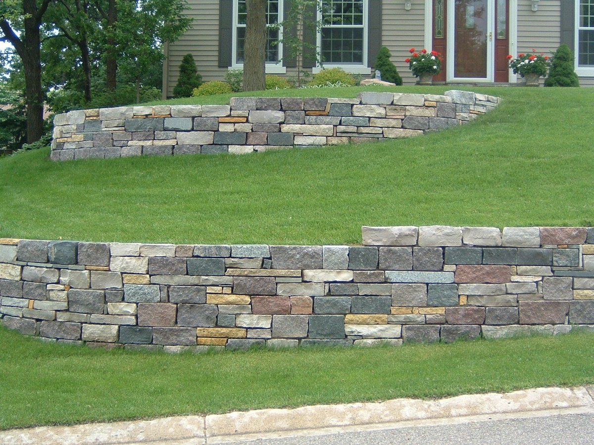 Подпорная стенка известняк