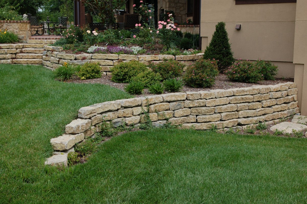 Алевролит подпорная стенка