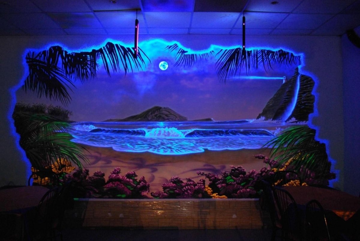 Роспись стен флуоресцентными красками