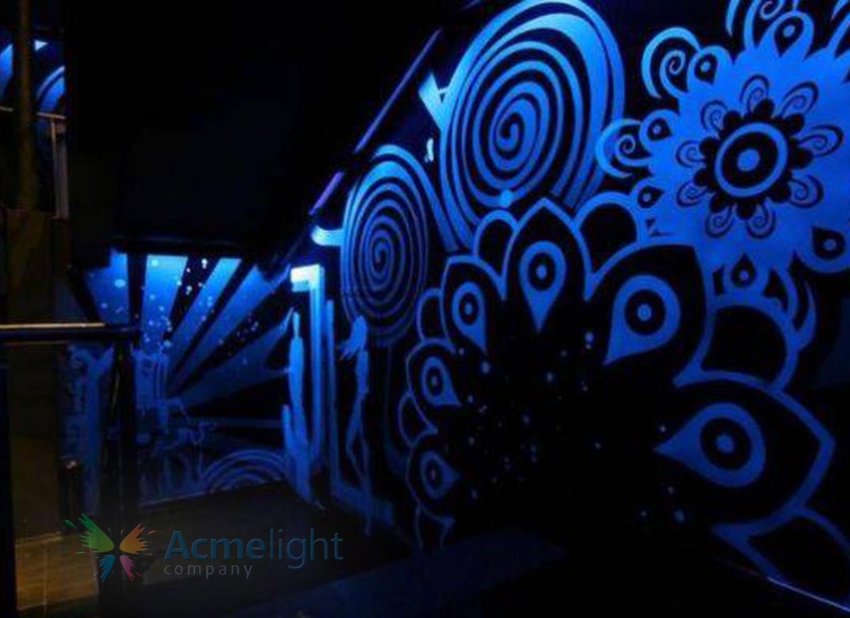 Баннер с люминесцентной краской