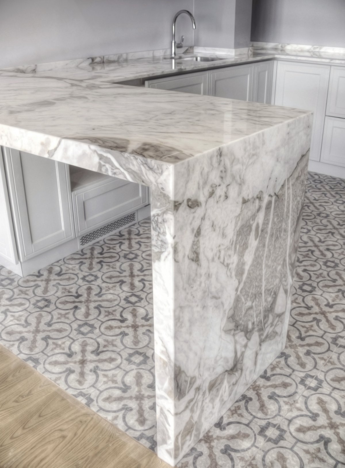 Столешница Скиф 60 мрамор итальянский