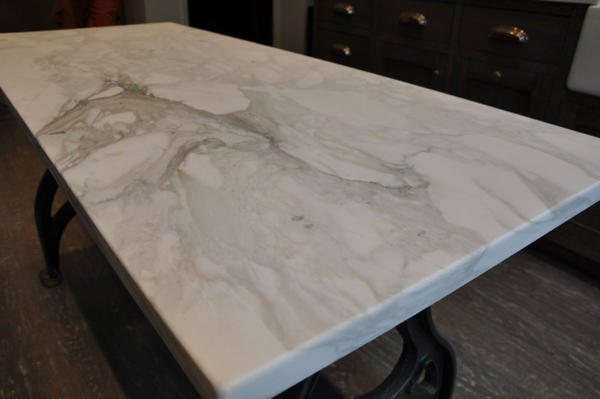 Столешница кедр гранит белый 3027/s