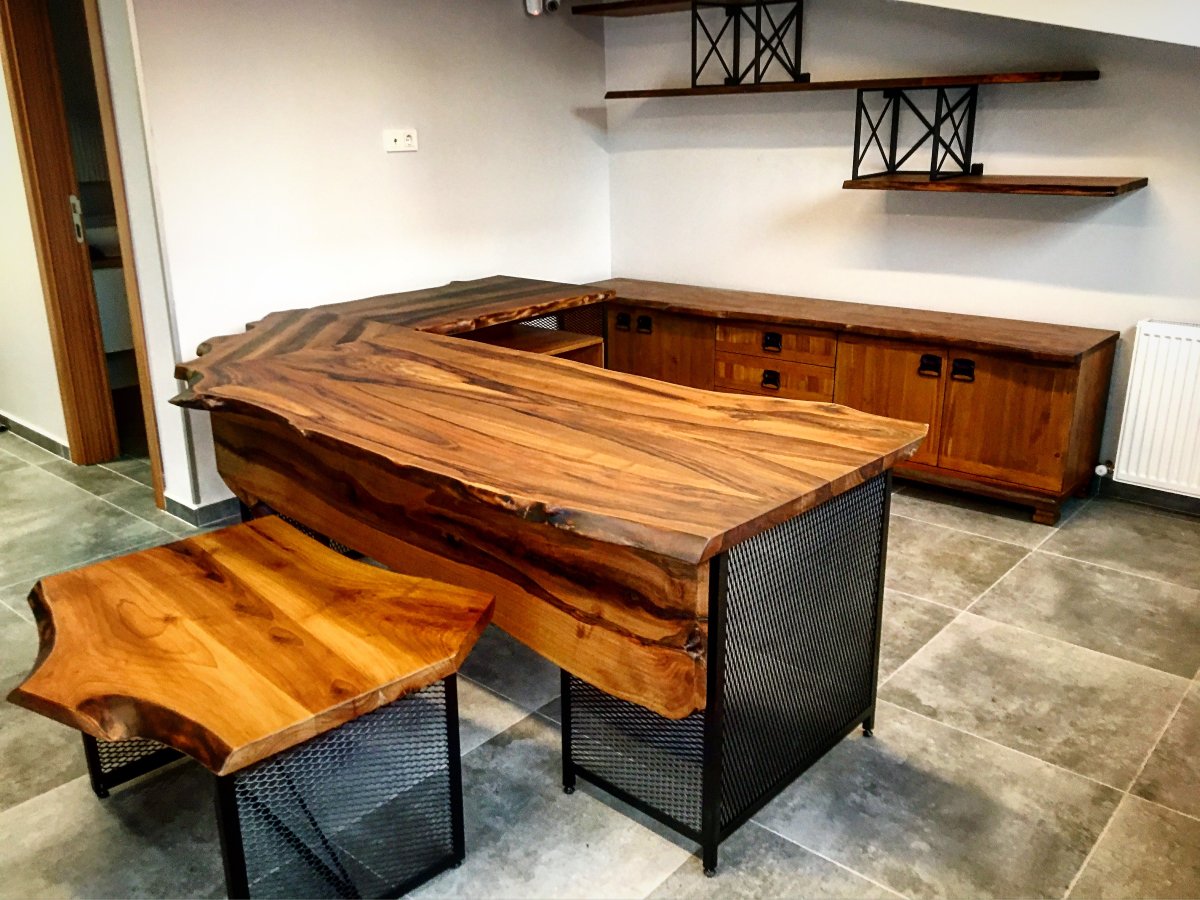 Тумба из слэба