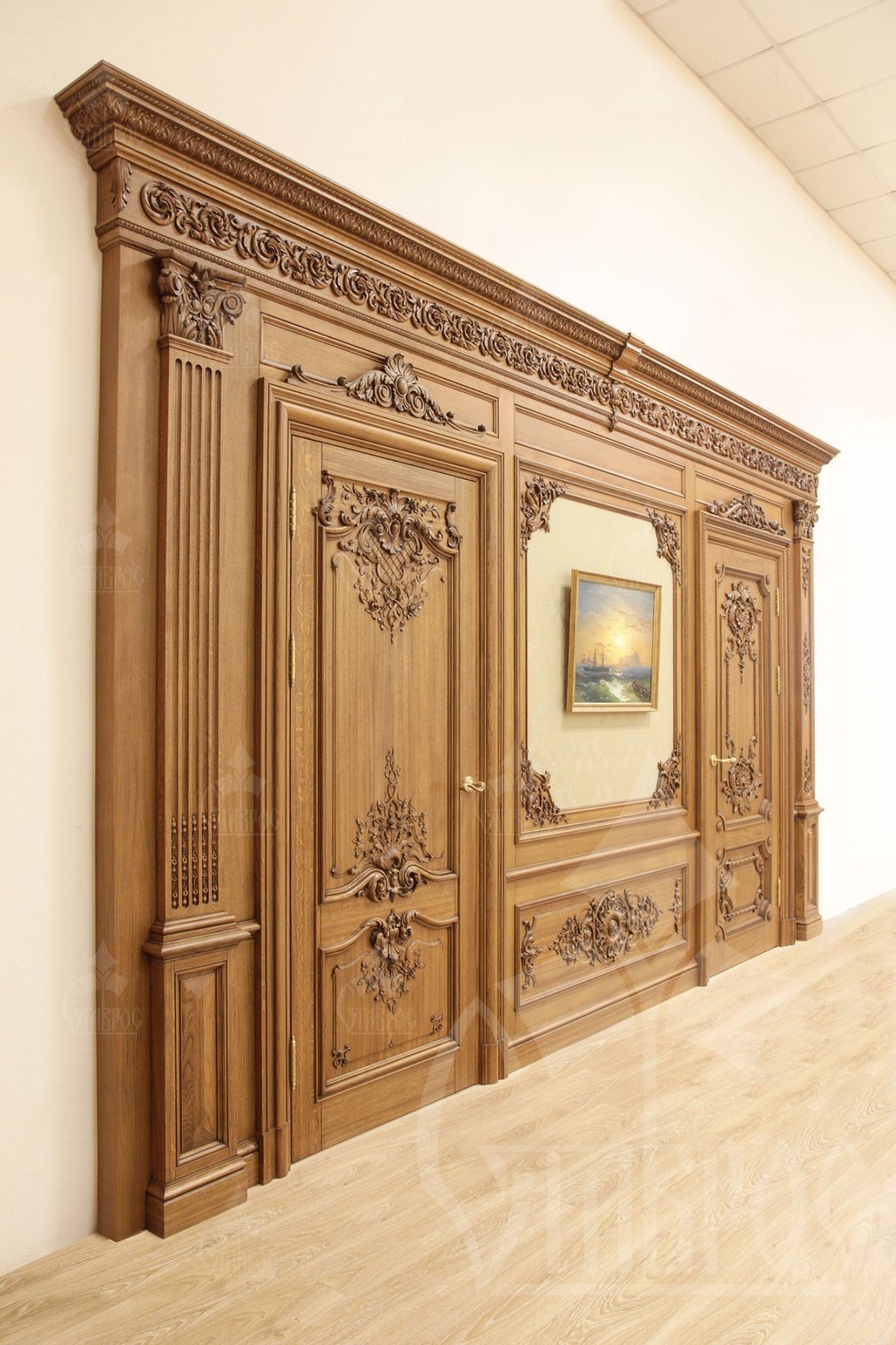 Ставрос резной декор из дерева